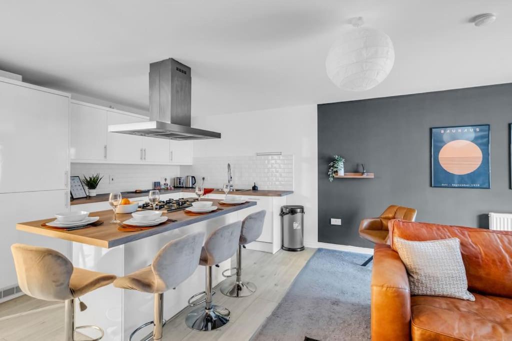 Sleek Living With Bicocca * Aberdeen