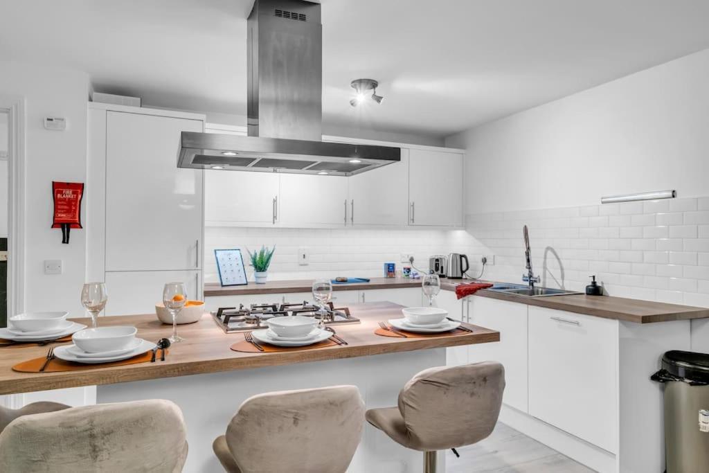 Sleek Living With Bicocca *